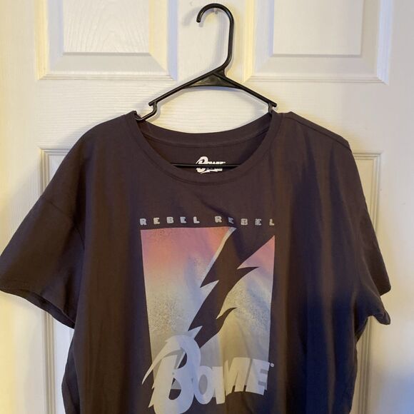 David Bowie T Shirt Men’s Size XL Rebel Rebel Black Graphic Print Hybrid Apparel - Picture 4 of 8